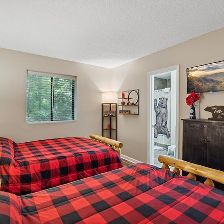 Obear Mountain Is A Newly Updated Condo In Chalet Village Of Gatlinburg! المظهر الخارجي الصورة