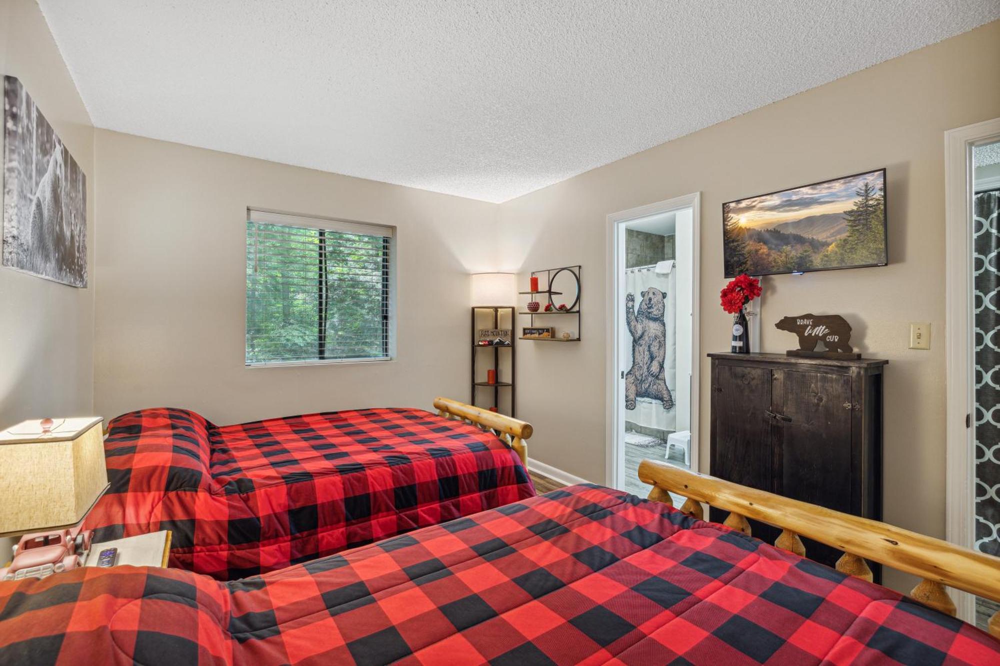 Obear Mountain Is A Newly Updated Condo In Chalet Village Of Gatlinburg! المظهر الخارجي الصورة