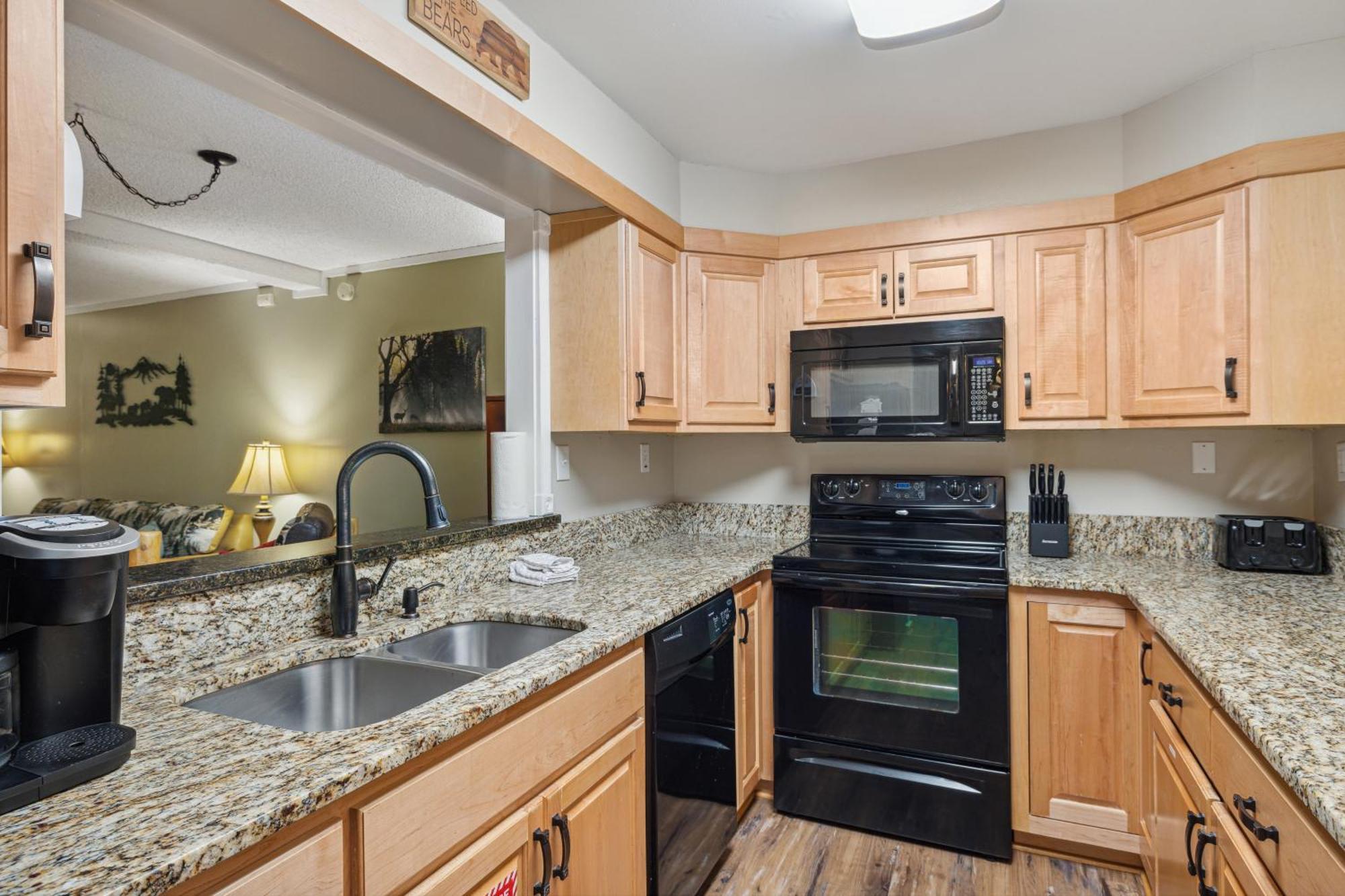 Obear Mountain Is A Newly Updated Condo In Chalet Village Of Gatlinburg! المظهر الخارجي الصورة